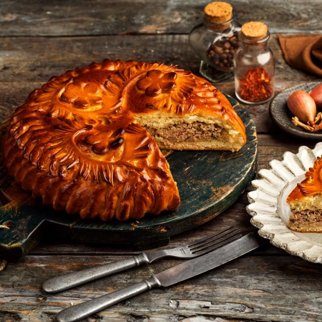 888 Пирог мясной (1кг)